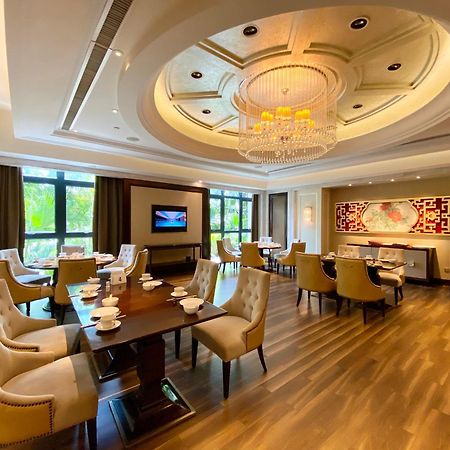 Grand Hotel Haikou - Managed By Accor Buitenkant foto