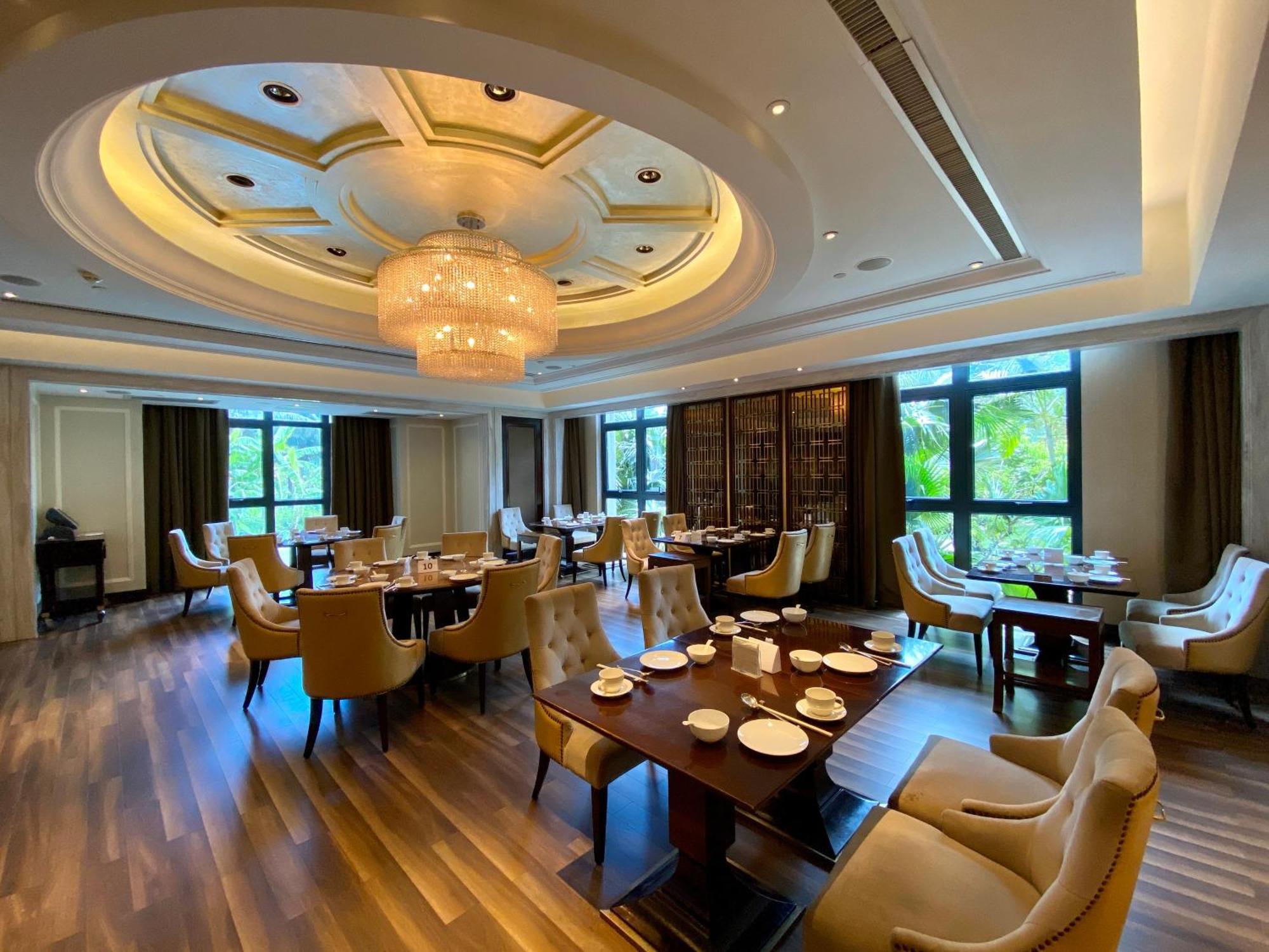 Grand Hotel Haikou - Managed By Accor Buitenkant foto